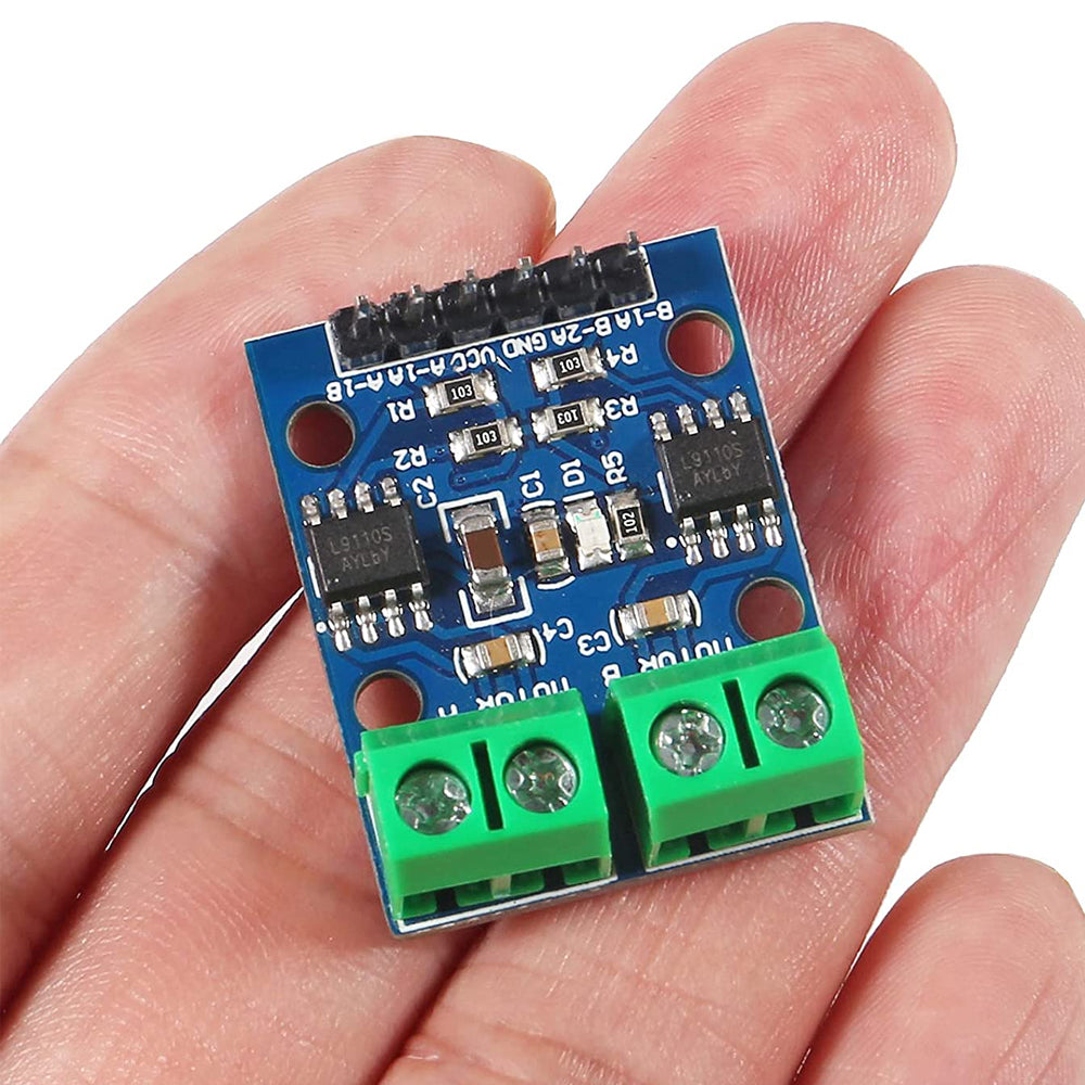 Image of L9110S H-bro Dual DC Stepper Motor Driver Controller i hånd